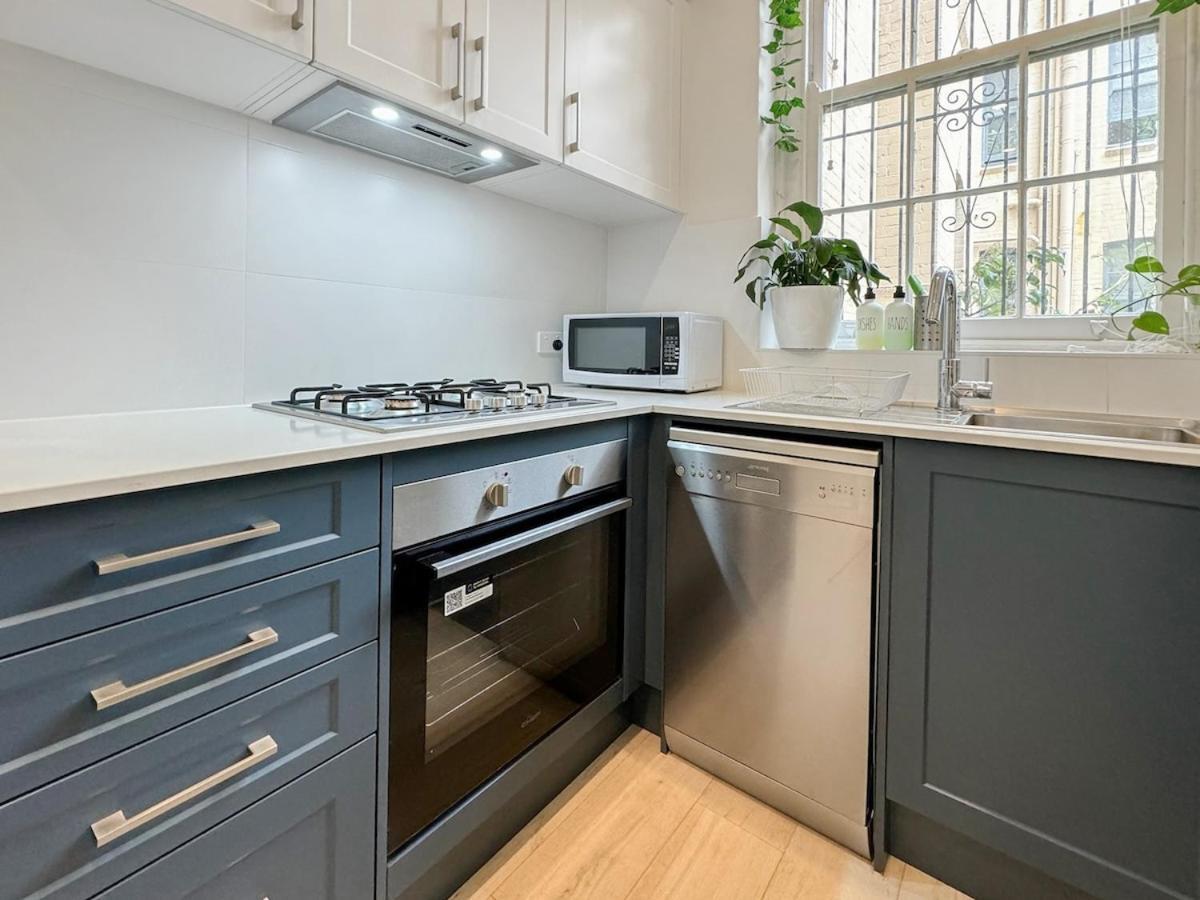 Coogee Coastal Classic Elegance By The Apartment